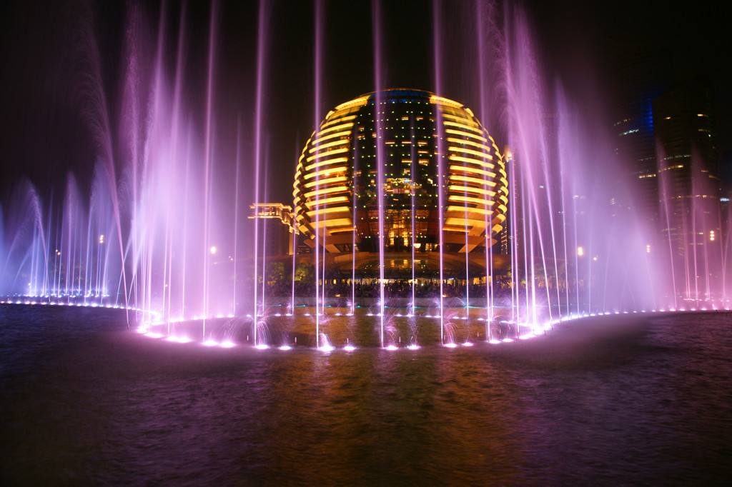 The fountain became a frequent visitor in landscape design